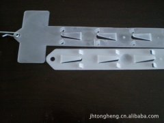 减少了漏取或者多抓钉子