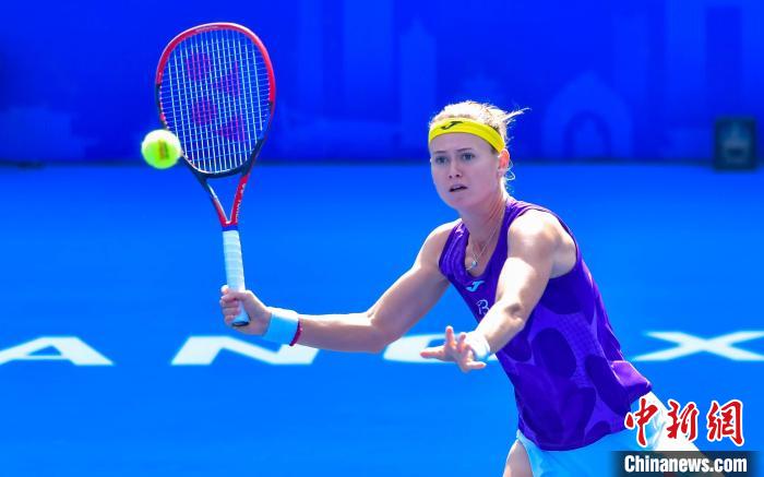 布兹科娃双赛晋级八强 张帅搭档首胜引关注