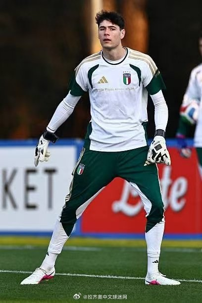 佐夫盛赞莫塔成长 拉齐奥三连胜引热议