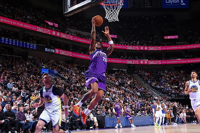 爵士险胜勇士森萨博21分成关键先生